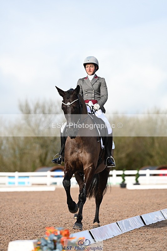 240218A-140408-08552 - 152-Beth.Miller-Lillie.Langtry