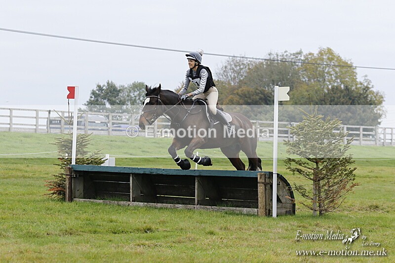 WWHT 181020 WWHT 181020 744 - WWEC Novice Pairs (0.80m) 18/10/20