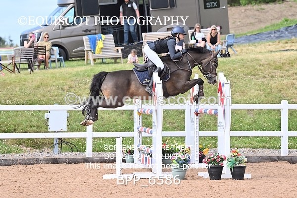 BPP_6586 - SUN CLASS 52 HOYS Pony Foxhunter Second Round