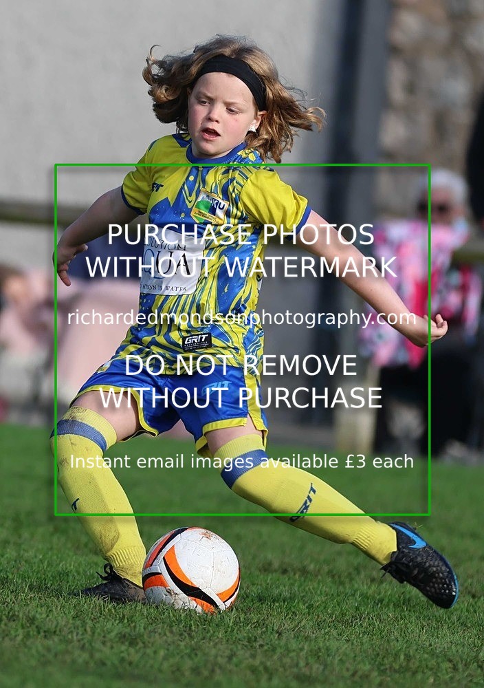 533A3248 - Kendal United Girls U9 gallery