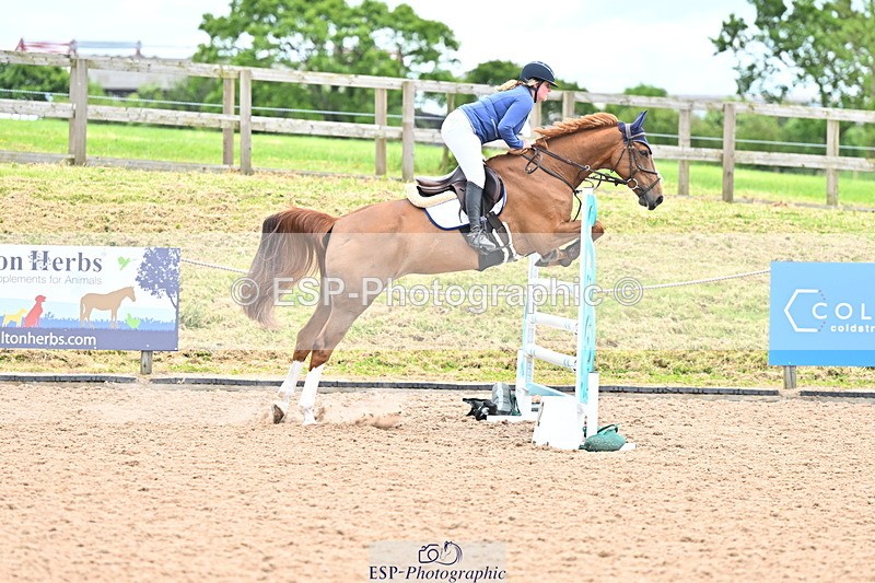 240608A-125259-02418 - Cls 4 Snr Newcomers and 1.10m Open