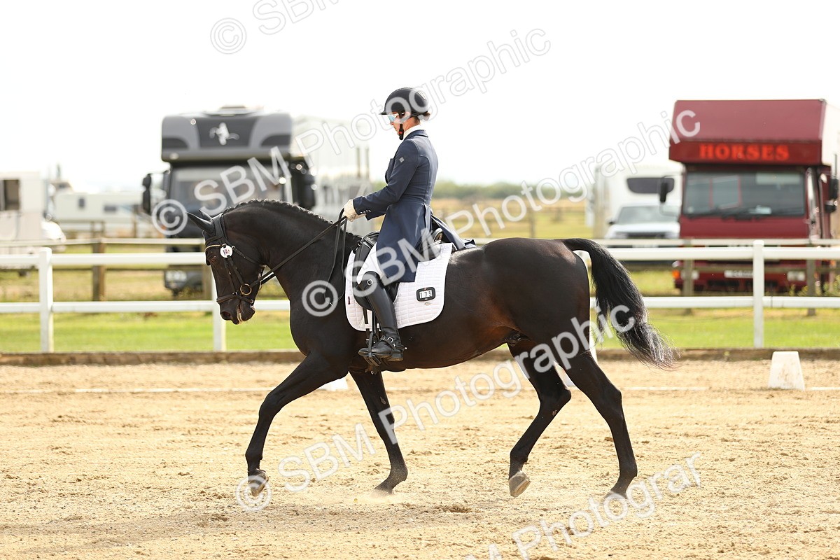 SBM_018303 - Class 11 - INT IN 15.40-16.12