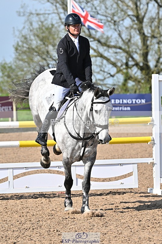 240509A-092537-00550 - Cls 8 Foxhunter