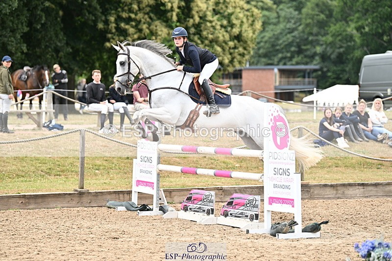 250706A-132702-19657 - Cls 49 Snr 1.10m Grand Prix