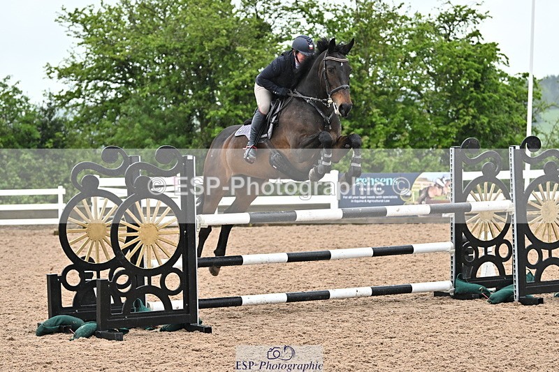 240501A-095821-00125 - Cls 5 Snr Discovery and 1m Open