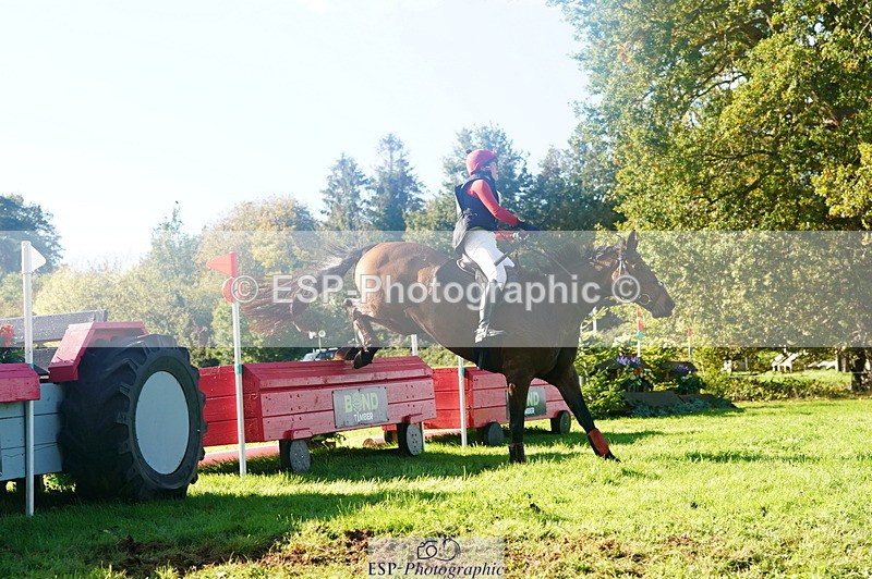 251025A-122536-19443 - F-420-Helen.Buckland