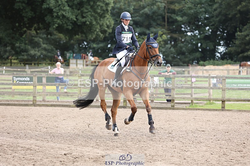 240804-162329-16830 - 711-Jess_Rimmer-TALAN_BLUE