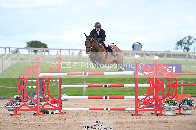 230721A-153806-07346 - Cls 10, 2 Star Big 1.45m Start to break