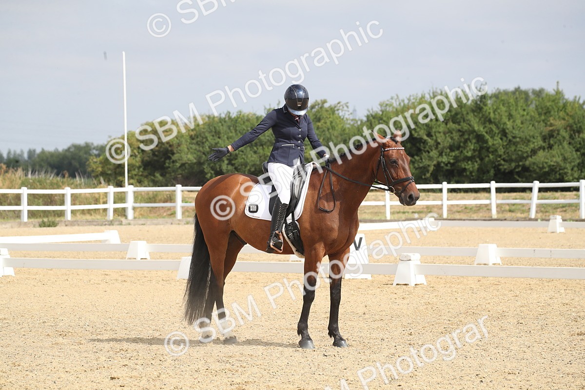 SBM_005927 - Novice 5 - 8.30.10.39