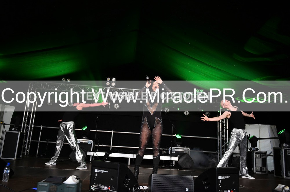 SH4_6185 - The Cher Experience