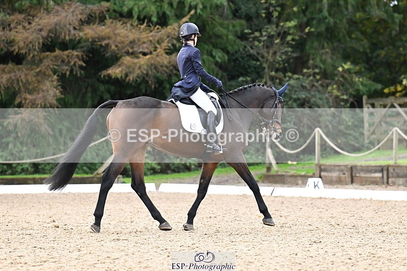 251023A-111249-01674 - B-135-Eva.Carse