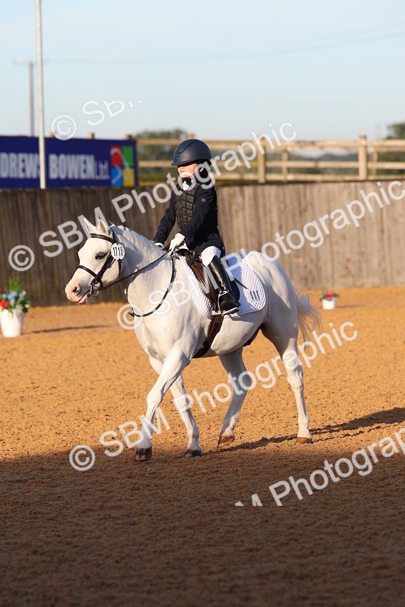 SBM_33707 - D27 - Have a Go