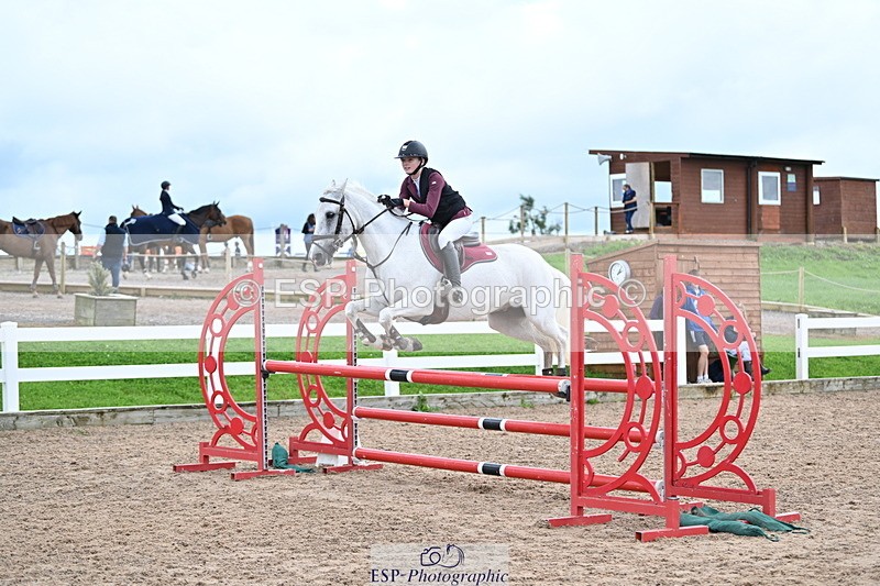 240908A-140945-04292 - Cls 20 A&B Pony Newc & 1.00m Opem