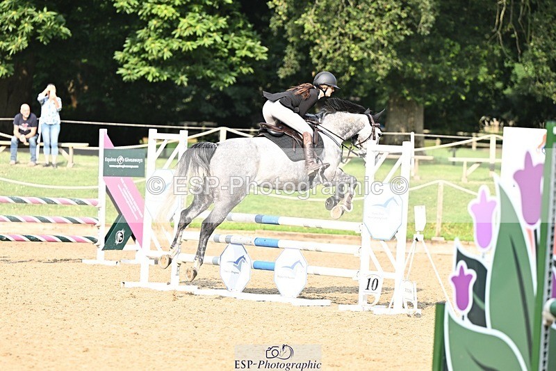 240818-091001-03329 - Cls 8A Snr British Novice