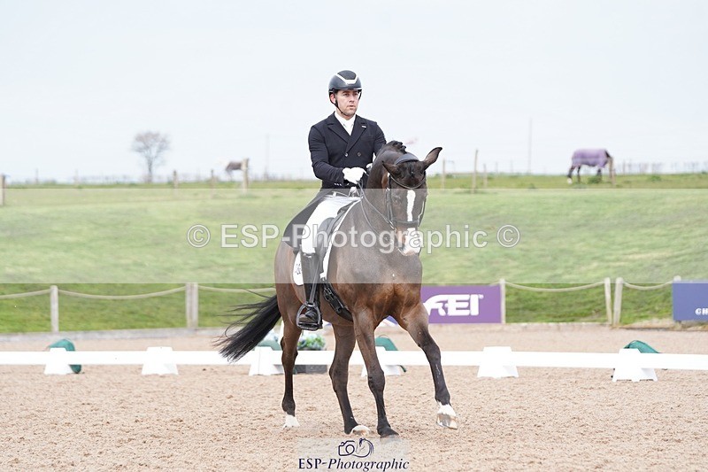 250403-152632-03135 - 032-Darren.Hicks-Sir.Robinson