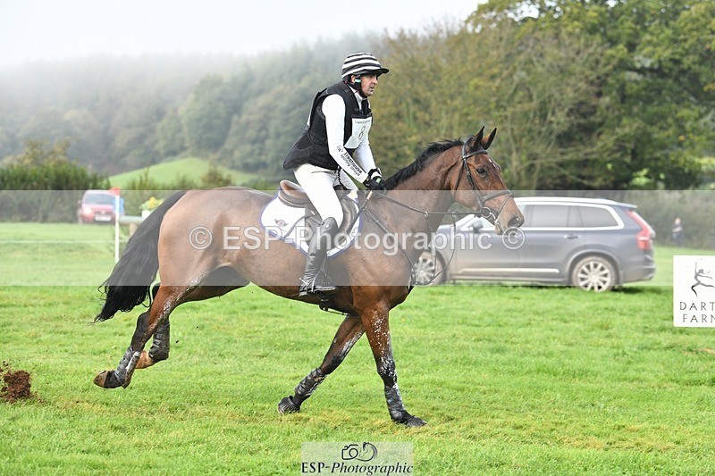 231020-101932-05896 - 008-CECEIA.DE.MUZE-Alan.Nolan-XC