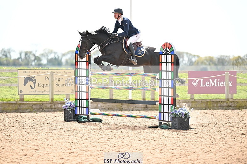 240418A-143422-04428 - Cls 9, 2 Star Big Tour 1.40m