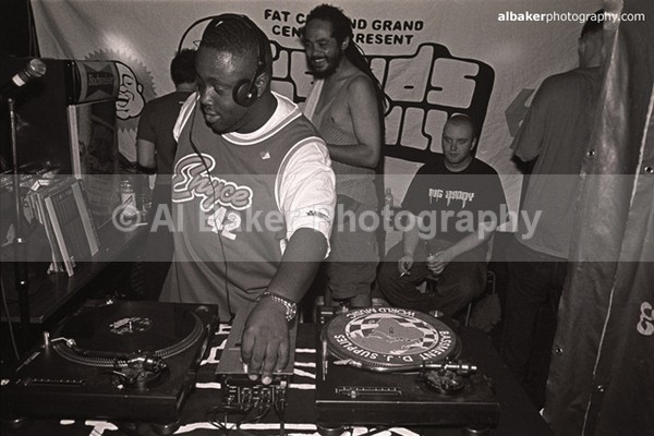 21 shortee-blitz - Friends-&-Family @ the-roadhouse 04.09.02