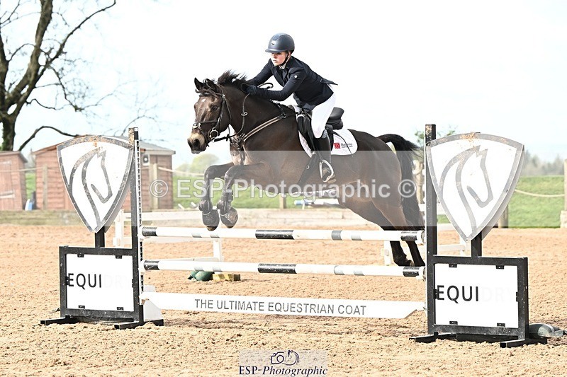 250416-094446-00095 - Cls 1 British Novice and 90cm