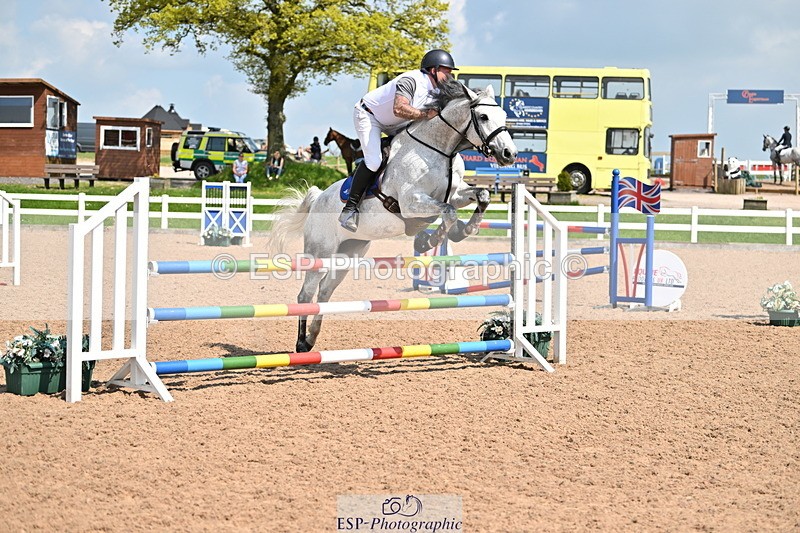 240509A-150224-02879 - Cls 5 1.05m National Am Quali