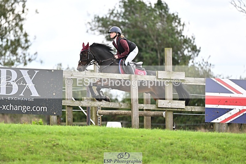 250921-144028-03926 - Cls 20 Pony 80cm Derby