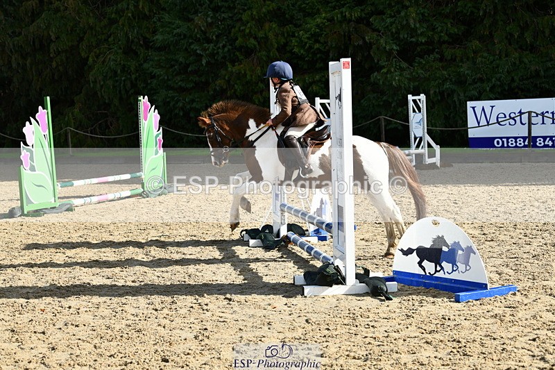 251004A-112405-00606 - Classes 4 & 5 50cm