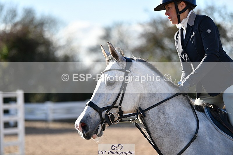 231110A-145821-00946 - Cls 6 Foxhunter & 1.20m Open