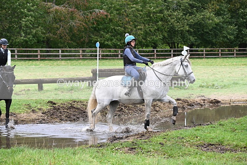 WJ6_6076 - Time at Photographer 12:41 to 13:05