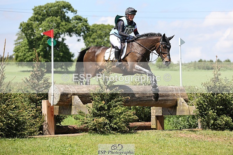 240525-125018-13383 - 102-TYNAN_COOLEY-Lucy_Stimson