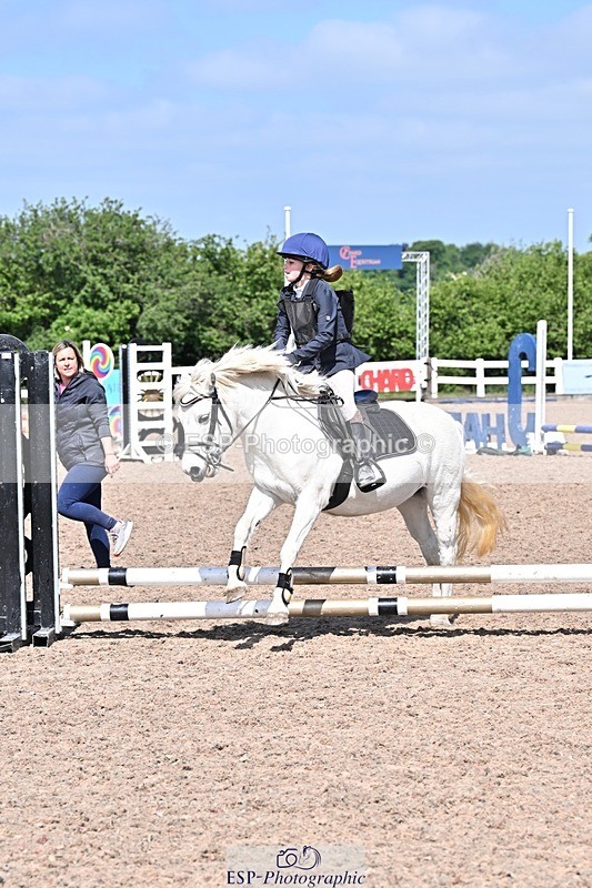 250517-105847-00811 - 40cm Assisted