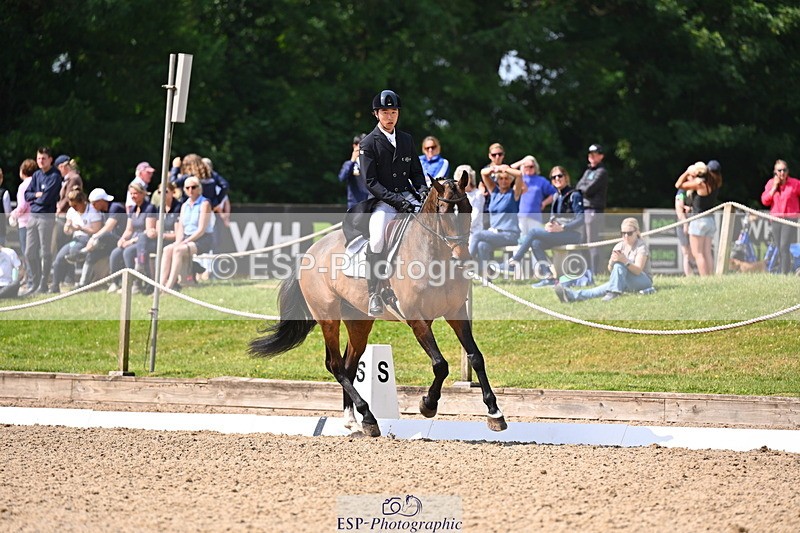 250523A-110227-06199 - C-270-Kento.Nagura-VINCI.DE.LA.VIGNE.JRA