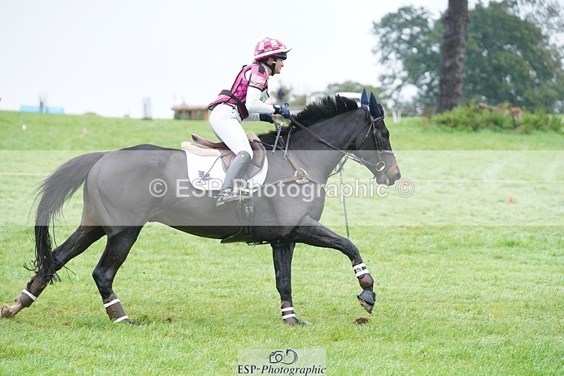 231021-111030-15421 - 657-WATERVALLEY.DIAMOND-Holly.Horton-SC+XC