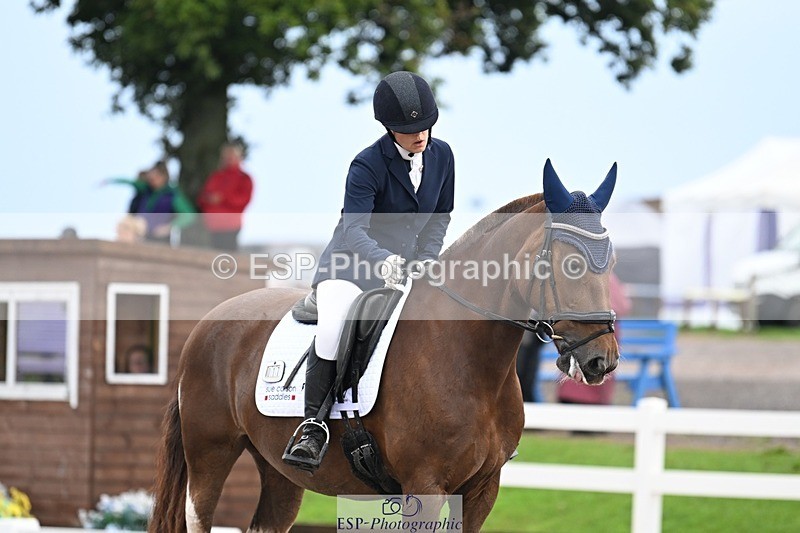 250907-110230-07092 - 017-Natalie.RosewarnePenpont.Fancy.That