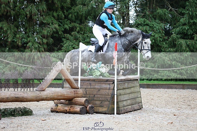 231118-142104-02235 - Cls 3 90cm