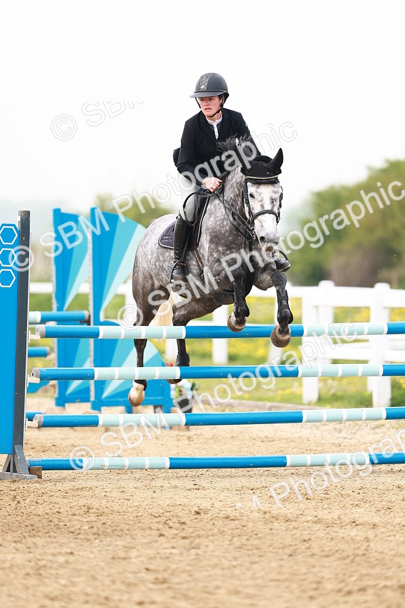  - Class 18 - Senior Newcomers - 1.10m