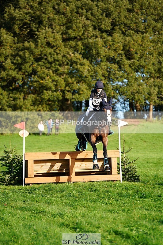 241026-093844-11191 - 351-Grace.Gillard-INDI