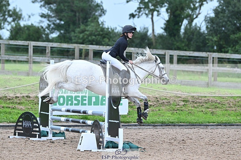 240813-184802-00776 - Classes 5 A&B & 6 80cm