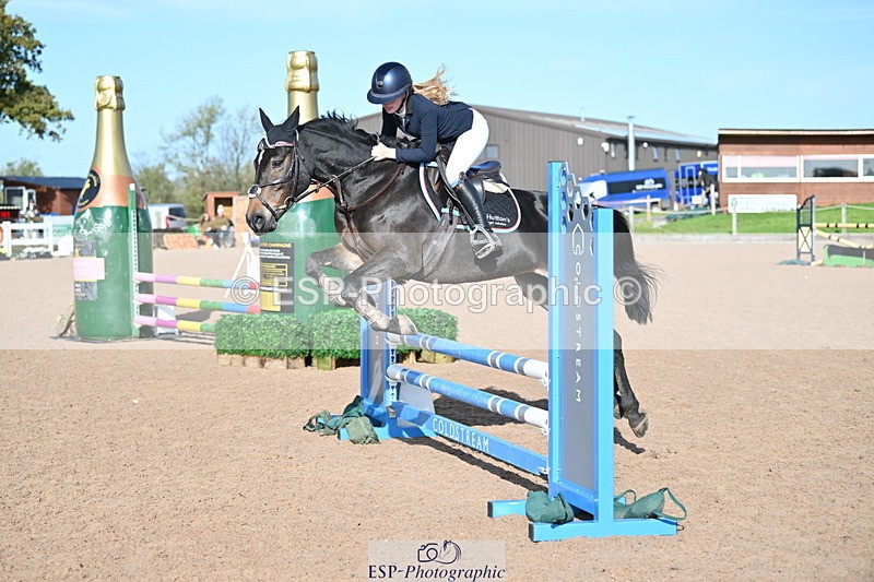 231029A-105737-02843 - 80cm Club and Schools